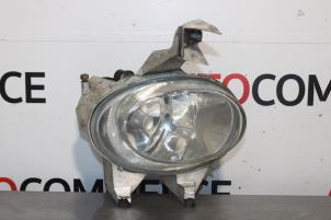 Gebruikte Mistlamp links-voor Renault Kangoo Express (FW) 1.6 16V Prijs € 10,00 Margeregeling aangeboden door Autocommerce