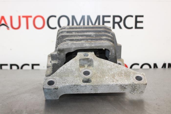 Gebruikte Motorrubber Peugeot 207/207+ (WA/WC/WM) 1.4 Prijs op aanvraag aangeboden door Autocommerce