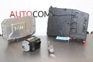 Gebruikte Computer Motormanagement Renault Megane II CC (EM) 1.6 16V Prijs € 150,00 Margeregeling aangeboden door Autocommerce