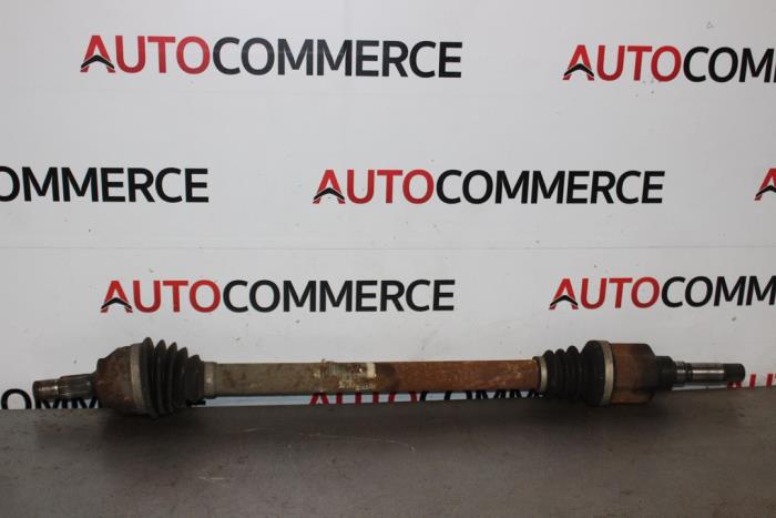 Peugeot 207 - Aandrijfas rechts-voor