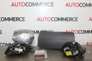 Gebruikte Airbag Set + Module Fiat Fiorino (225) 1.3 D 16V Multijet Prijs op aanvraag aangeboden door Autocommerce