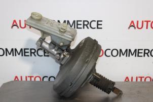 Gebruikte Rembol Renault Trafic New (FL) 1.9 dCi 100 16V Prijs op aanvraag aangeboden door Autocommerce