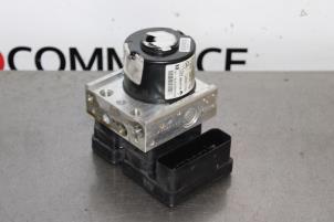 Gebruikte ABS Pomp Renault Megane III Berline (BZ) 1.4 16V TCe 130 Prijs op aanvraag aangeboden door Autocommerce