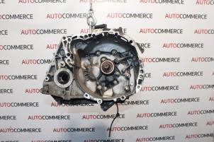 Gebruikte Versnellingsbak Renault Megane II (BM/CM) 1.4 16V 98 Prijs € 200,00 Margeregeling aangeboden door Autocommerce