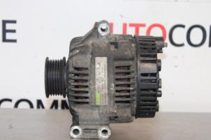 Gebruikte Alternator Renault Clio II (BB/CB) 1.4 Prijs € 35,00 Margeregeling aangeboden door Autocommerce