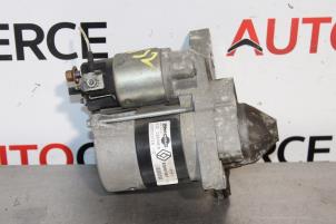 Gebruikte Startmotor Renault Clio IV (5R) 0.9 Energy TCE 90 12V Prijs € 50,00 Margeregeling aangeboden door Autocommerce