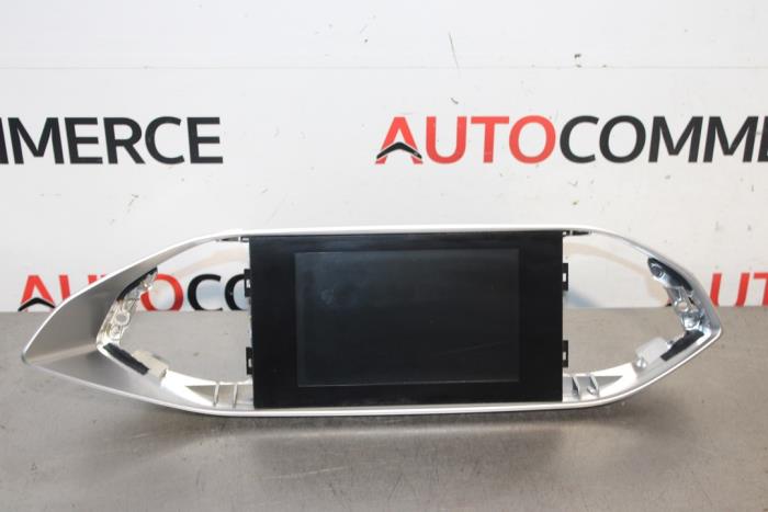 Gebruikte Display Interieur Peugeot 308 (L3/L8/LB/LH/LP) 1.6 BlueHDi 115 Prijs € 200,00 Margeregeling aangeboden door Autocommerce