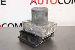 Gebruikte ABS Pomp Ford Transit 2.2 TDCi 16V Prijs € 30,00 Margeregeling aangeboden door Autocommerce