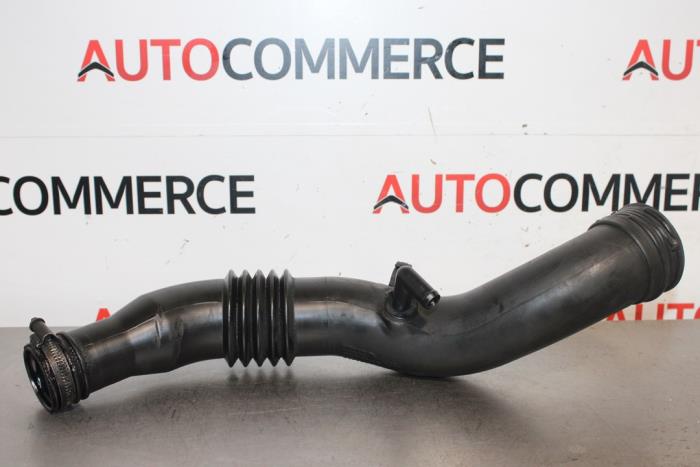 Gebruikte Intercooler Buis Renault Laguna II Grandtour (KG) 1.9 dCi 120 Prijs op aanvraag aangeboden door Autocommerce