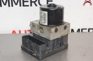 Gebruikte ABS Pomp Renault Laguna II Grandtour (KG) 1.9 dCi 120 Prijs € 50,00 Margeregeling aangeboden door Autocommerce