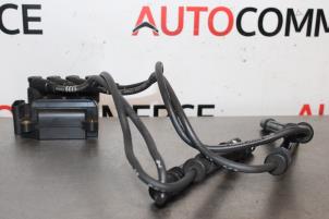 Gebruikte Bobine Renault Twingo II (CN) 1.2 16V LEV Prijs € 25,00 Margeregeling aangeboden door Autocommerce