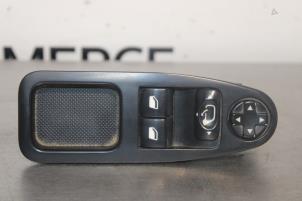 Gebruikte Ruit schakelaar elektrisch Peugeot Expert (G9) 2.0 HDi 120 4x4 Prijs op aanvraag aangeboden door Autocommerce