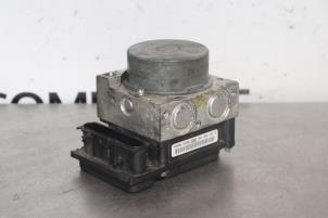 Gebruikte ABS Pomp Renault Megane II CC (EM) 1.9 dCi 115 Prijs € 30,00 Margeregeling aangeboden door Autocommerce