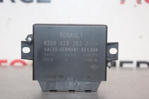 Gebruikte Module PDC Renault Megane II CC (EM) 1.9 dCi 115 Prijs € 35,00 Margeregeling aangeboden door Autocommerce