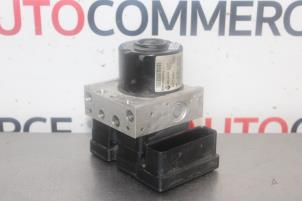 Gebruikte ABS Pomp Renault Twingo II (CN) 1.2 16V Prijs € 60,00 Margeregeling aangeboden door Autocommerce