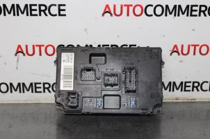 Gebruikte Module Trekhaak Peugeot 308 CC (4B) 1.6 VTI 16V Prijs € 30,00 Margeregeling aangeboden door Autocommerce