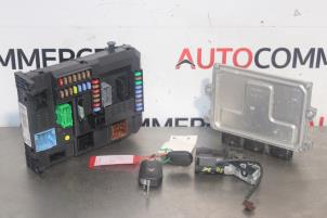 Gebruikte Computer Motormanagement Citroen C4 Cactus (0B/0P) 1.2 PureTech 82 12V Prijs op aanvraag aangeboden door Autocommerce