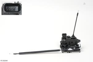 Nieuwe Slotmechaniek achterdeur Bus-Bestel Peugeot Boxer Prijs € 151,25 Inclusief btw aangeboden door Autocommerce