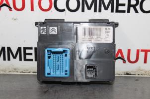 Gebruikte Module climatronic Citroen C4 Picasso (3D/3E) 1.2 12V PureTech 130 Prijs € 10,00 Margeregeling aangeboden door Autocommerce