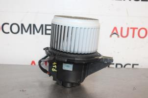 Gebruikte Kachel Ventilatiemotor Citroen C4 Picasso (3D/3E) 1.6 BlueHDI 115 Prijs € 100,00 Margeregeling aangeboden door Autocommerce