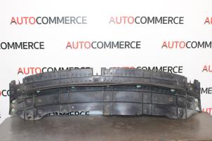 Gebruikte Beschermplaat bodem Peugeot 107 1.0 12V Prijs € 20,00 Margeregeling aangeboden door Autocommerce