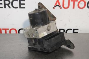 Gebruikte ABS Pomp Peugeot 206 CC (2D) 1.6 HDI 16V FAP Prijs op aanvraag aangeboden door Autocommerce
