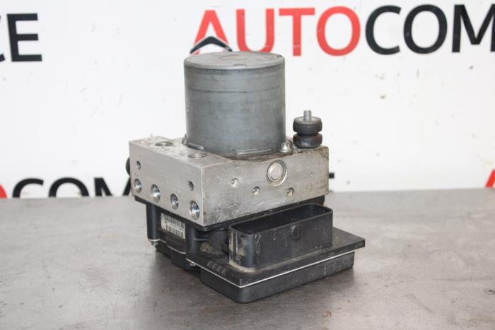 Gebruikte ABS Pomp Peugeot Partner (GC/GF/GG/GJ/GK) 1.6 HDI 90 Prijs € 250,00 Margeregeling aangeboden door Autocommerce