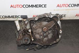 Gebruikte Versnellingsbak Renault Clio II (BB/CB) 1.2 Prijs € 120,00 Margeregeling aangeboden door Autocommerce