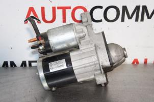 Gebruikte Startmotor Renault Clio IV Estate/Grandtour (7R) 0.9 Energy TCE 90 12V Prijs € 30,00 Margeregeling aangeboden door Autocommerce