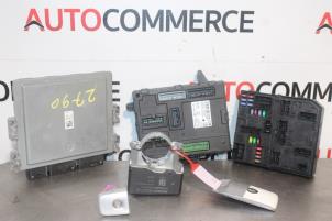 Gebruikte Computer Motormanagement Renault Kadjar (RFEH) 1.2 Energy TCE 130 Prijs € 350,00 Margeregeling aangeboden door Autocommerce