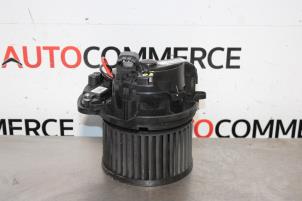 Gebruikte Aanjager Renault Kadjar (RFEH) 1.2 Energy TCE 130 Prijs € 45,00 Margeregeling aangeboden door Autocommerce