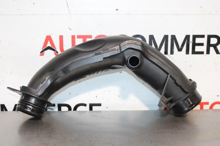 Gebruikte Turbo Pijp Peugeot Expert (G9) 2.0 HDiF 16V GT Autom. Prijs op aanvraag aangeboden door Autocommerce