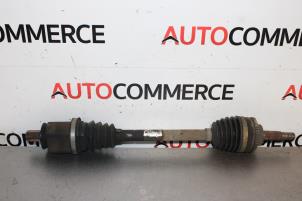 Gebruikte Homokineetas links-voor Renault Clio II (BB/CB) 1.6 16V Prijs op aanvraag aangeboden door Autocommerce