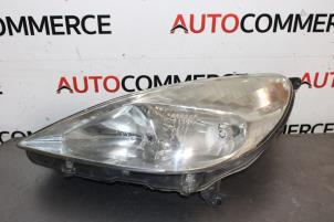 Gebruikte Linker Koplamp Peugeot 607 (9D/U) 2.2 HDi 16V FAP Prijs op aanvraag aangeboden door Autocommerce