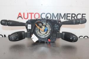 Gebruikte Combischakelaar Stuurkolom Peugeot 208 I (CA/CC/CK/CL) 1.2 Vti 12V PureTech Prijs op aanvraag aangeboden door Autocommerce