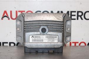 Gebruikte Computer Motormanagement Renault Clio III (BR/CR) 1.6 16V Prijs € 30,00 Margeregeling aangeboden door Autocommerce