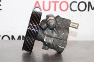 Gebruikte Servopomp Renault Espace (JK) 2.0 16V Turbo Prijs op aanvraag aangeboden door Autocommerce