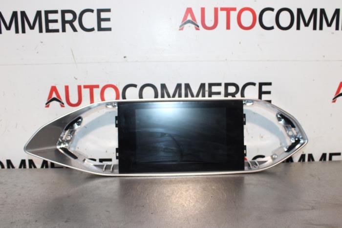 Gebruikte Display Interieur Peugeot 308 (L3/L8/LB/LH/LP) 1.2 12V e-THP PureTech 110 Prijs € 200,00 Margeregeling aangeboden door Autocommerce