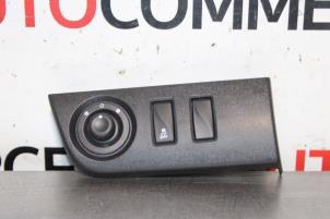 Gebruikte Spiegel Schakelaar Dacia Lodgy (JS) 1.2 TCE 16V Prijs op aanvraag aangeboden door Autocommerce