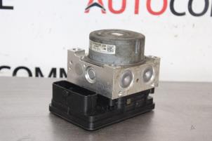 Gebruikte ABS Pomp Citroen C3 (SC) 1.0 Vti 68 12V Prijs € 70,00 Margeregeling aangeboden door Autocommerce