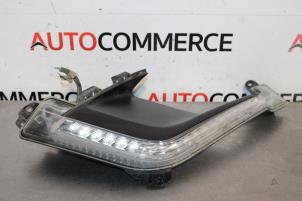 Gebruikte Dagrijverlichting rechts Peugeot 308 CC (4B) 1.6 VTI 16V Prijs € 75,00 Margeregeling aangeboden door Autocommerce