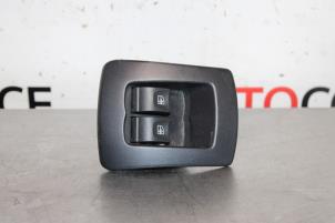 Gebruikte Raam schakelaar elektrisch Dacia Sandero II 0.9 TCE 12V Prijs op aanvraag aangeboden door Autocommerce