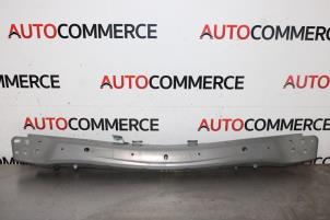 Gebruikte Chassisbalk voor Renault Twingo III (AH) 1.0 SCe 70 12V Prijs op aanvraag aangeboden door Autocommerce
