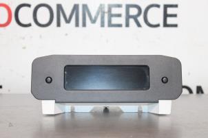 Gebruikte Display Interieur Peugeot 206 (2A/C/H/J/S) 1.4 16V Prijs op aanvraag aangeboden door Autocommerce