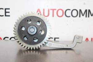 Gebruikte Oliepomp Volkswagen Transporter T5 Prijs € 35,00 Margeregeling aangeboden door Autocommerce