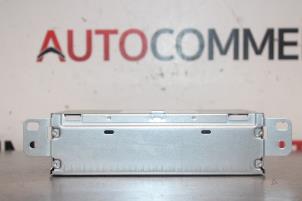 Gebruikte Radio Peugeot 208 I (CA/CC/CK/CL) 1.2 Vti 12V PureTech 82 Prijs € 150,00 Margeregeling aangeboden door Autocommerce