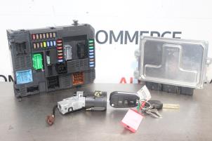 Gebruikte Computer Motormanagement Peugeot 208 I (CA/CC/CK/CL) 1.2 Vti 12V PureTech 82 Prijs € 220,00 Margeregeling aangeboden door Autocommerce