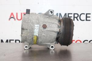 Gebruikte Aircopomp Renault Laguna II (BG) 2.0 16V Prijs € 50,00 Margeregeling aangeboden door Autocommerce