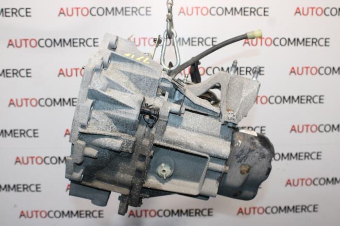 Versnellingsbak van een Dacia Logan MCV II/Sandero Wagon (7S) 1.0 Sce 12V 2018