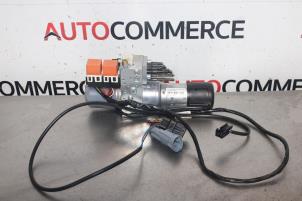 Gebruikte Cabriodak Motor Peugeot 308 CC (4B) 1.6 VTI 16V Prijs € 350,00 Margeregeling aangeboden door Autocommerce